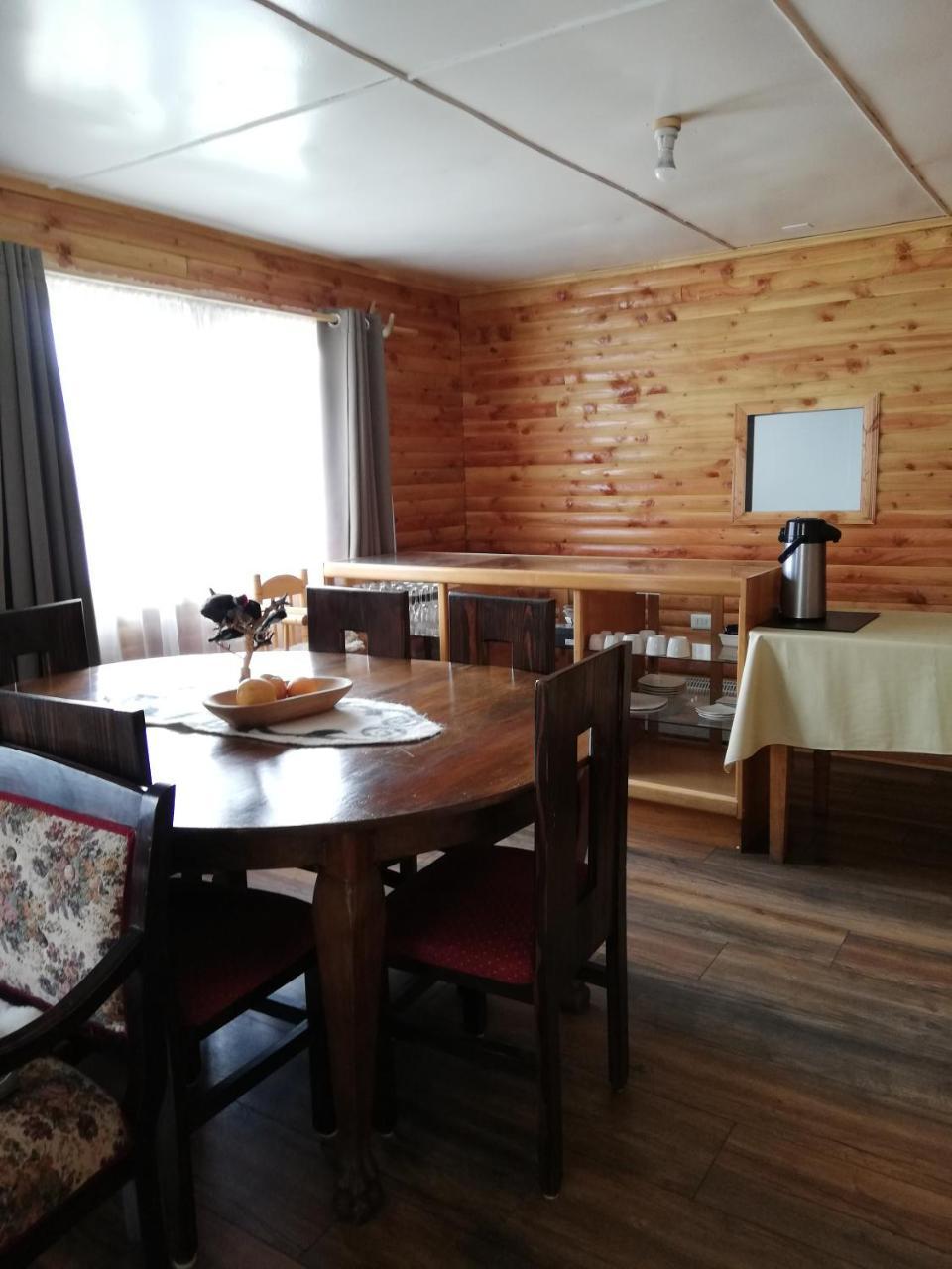 Puesto Canogas Hostal Villa O'Higgins Buitenkant foto